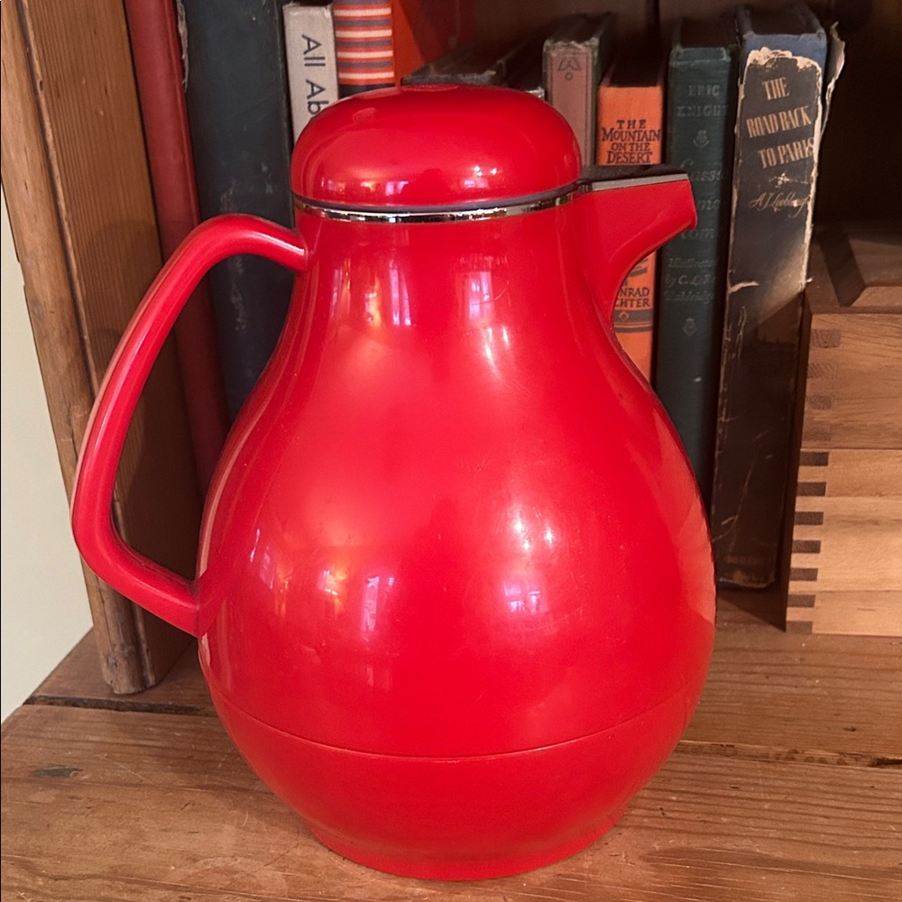 VINTAGE Peacock Japan Space Age Red Insulated Coffee Carafe Thermos